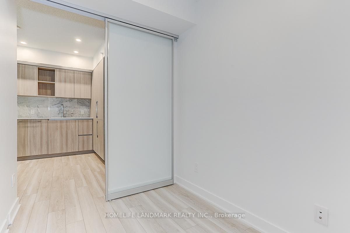 17 Bathurst Street Unit 601 photo 15