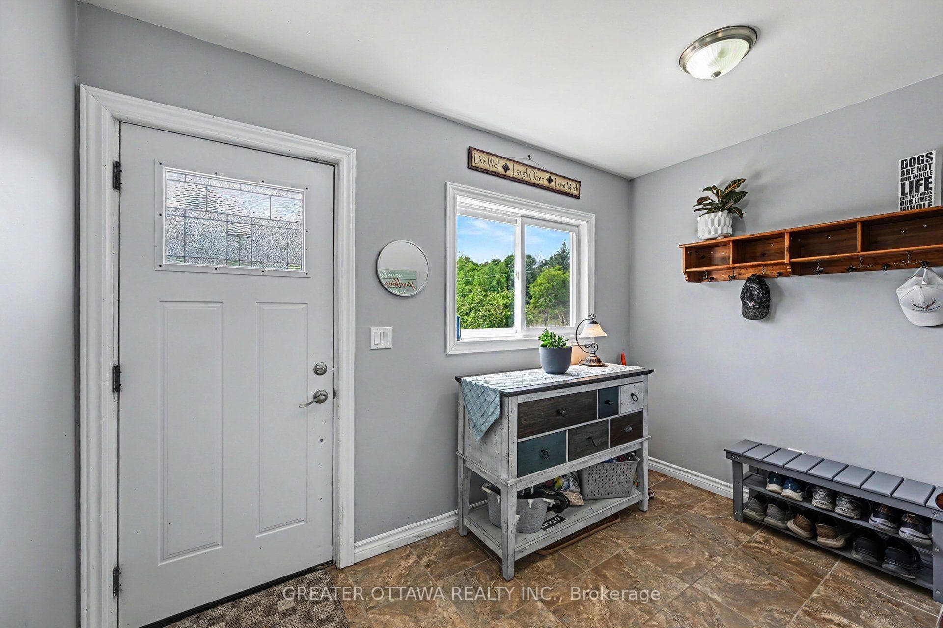 Unlike most, this side split has a great foyer