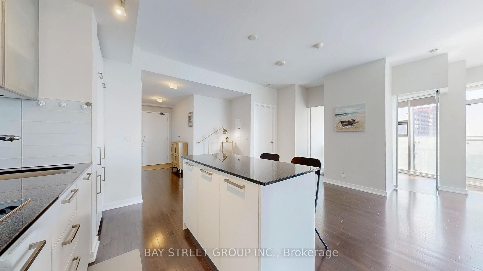 14 York Street Unit 5903 photo 10