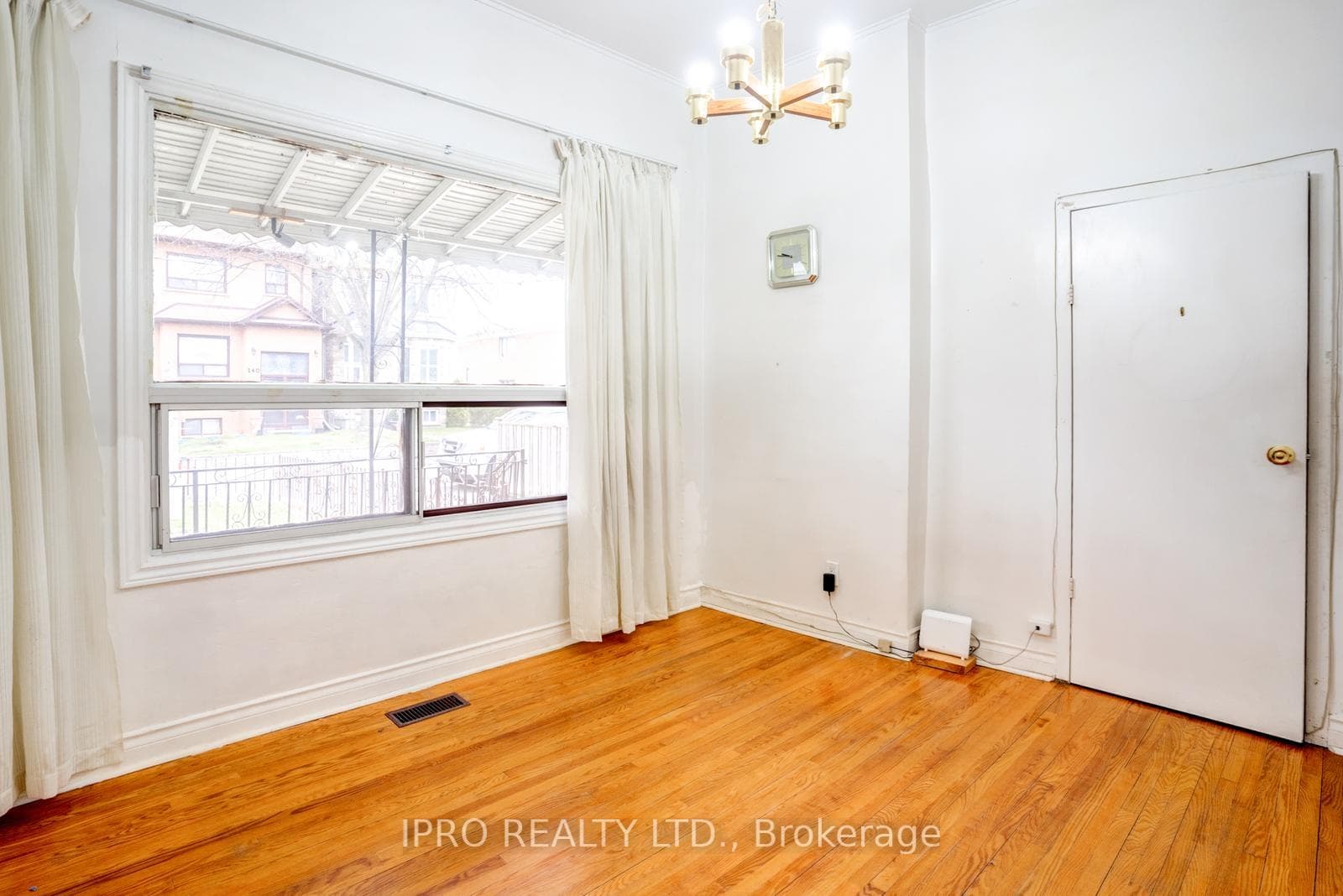 139 Hazelwood Avenue photo 4