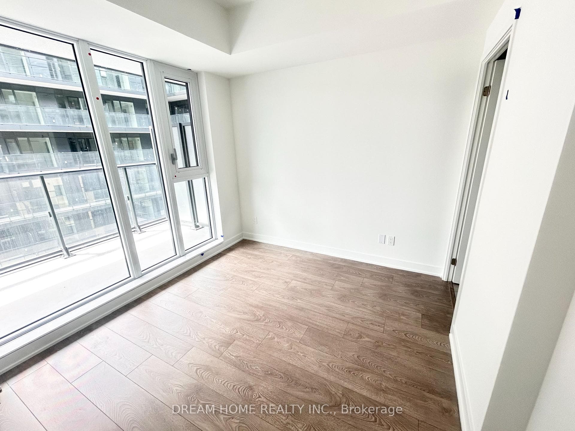 543 Richmond Street Unit 1211 photo 4