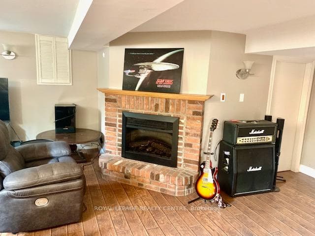 876 West 5th Street photo 29