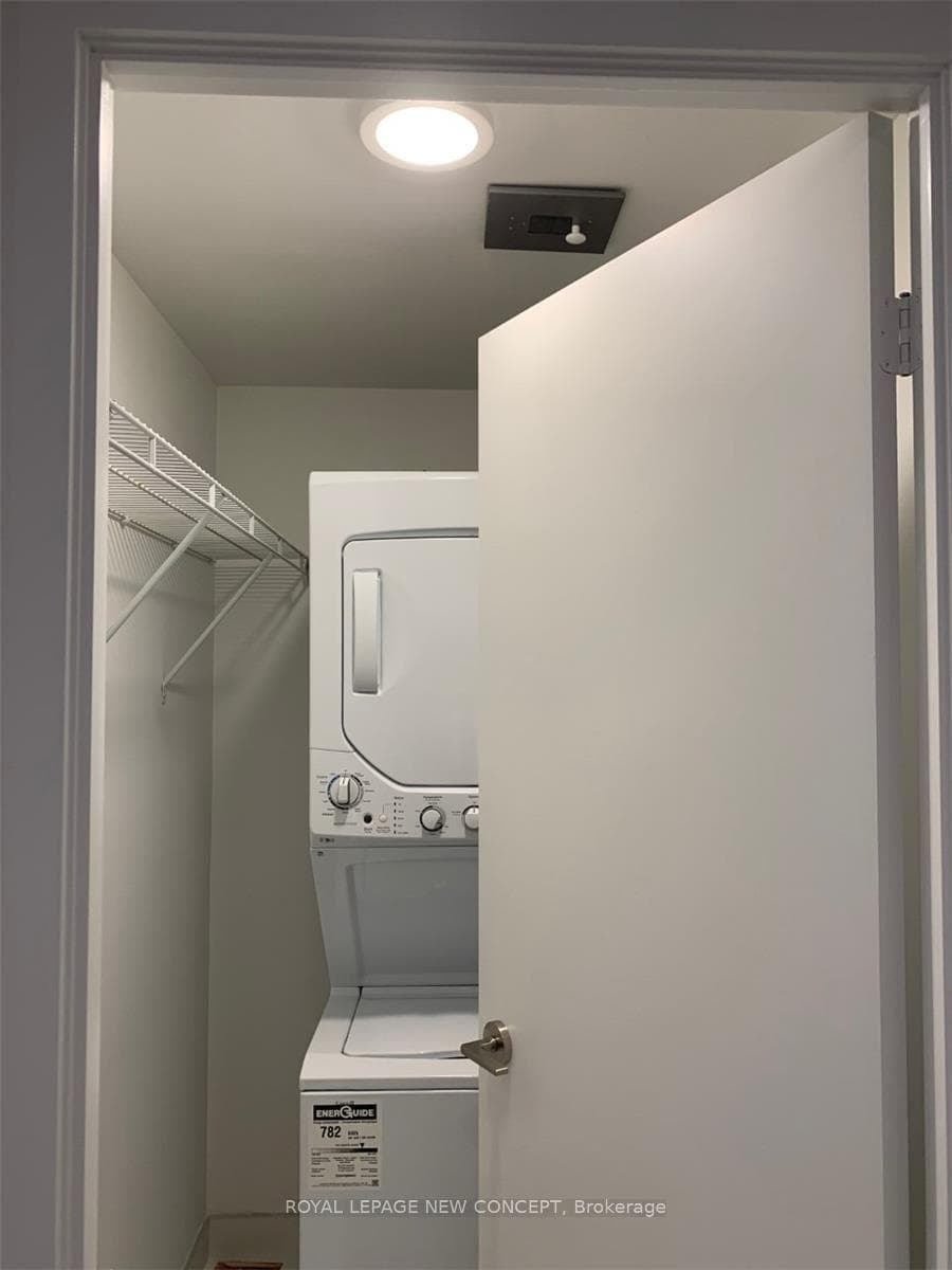 20 Edward Street Unit 508 photo 3