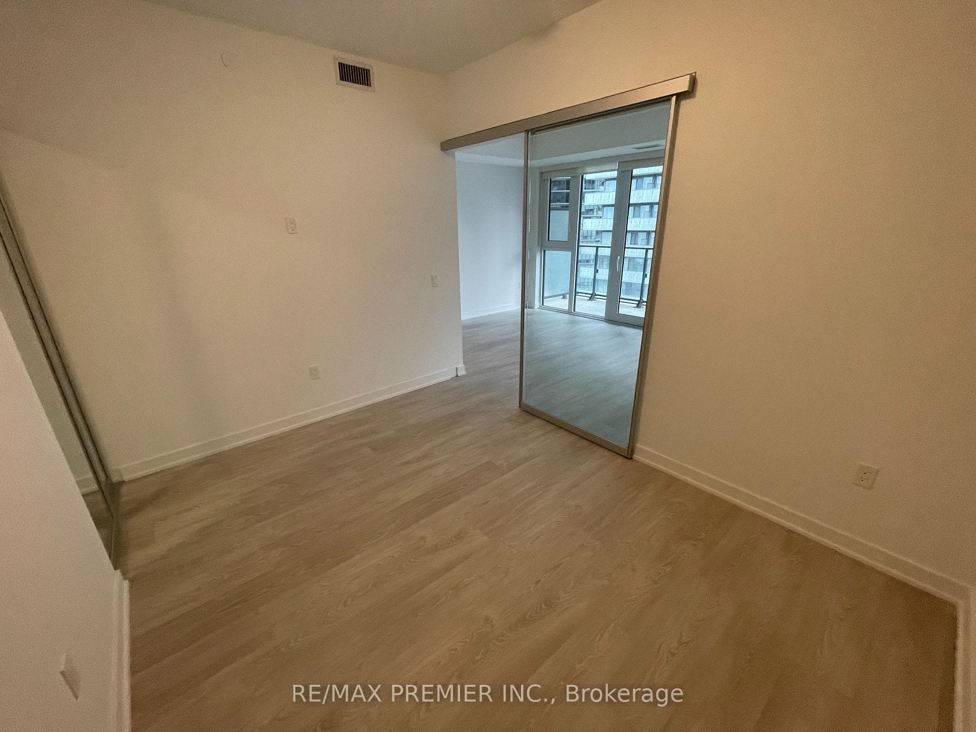 634 Church Street Unit 2402 photo 9
