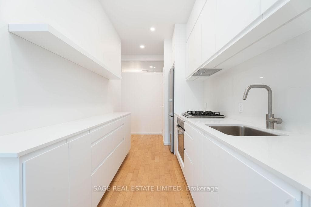 34 Claremont Street Unit 104 photo 5