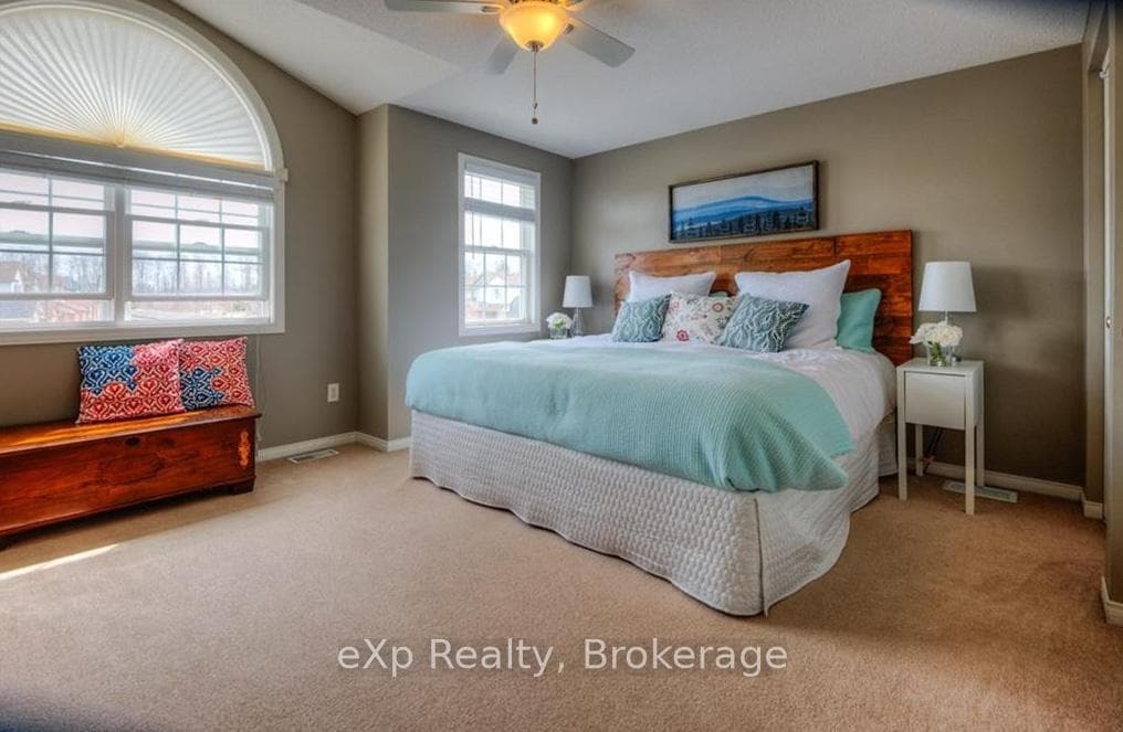 543 Chesapeake Crescent photo 13