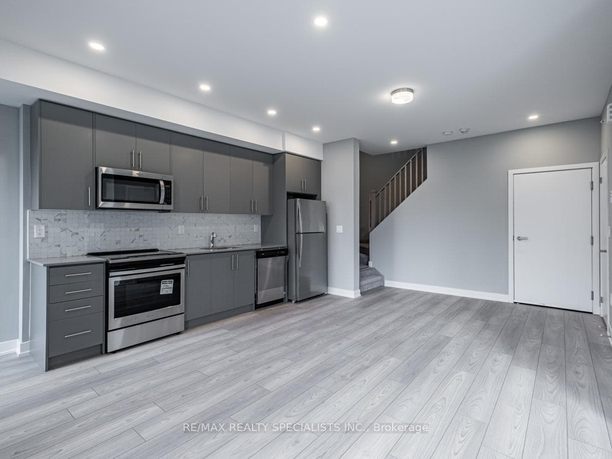 3473 Widdicombe Way Unit 14 photo 10