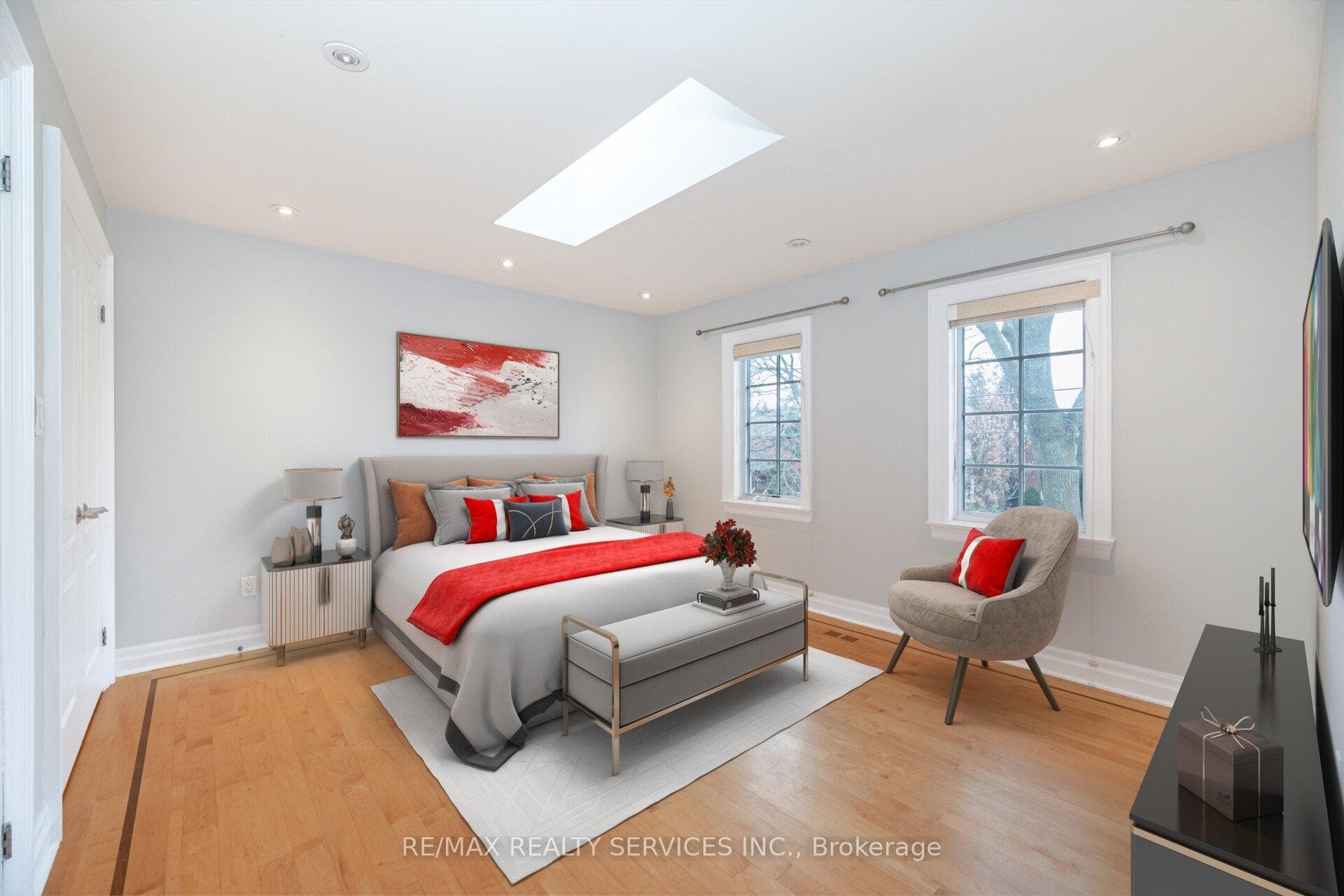 266 Airdrie Road photo 11