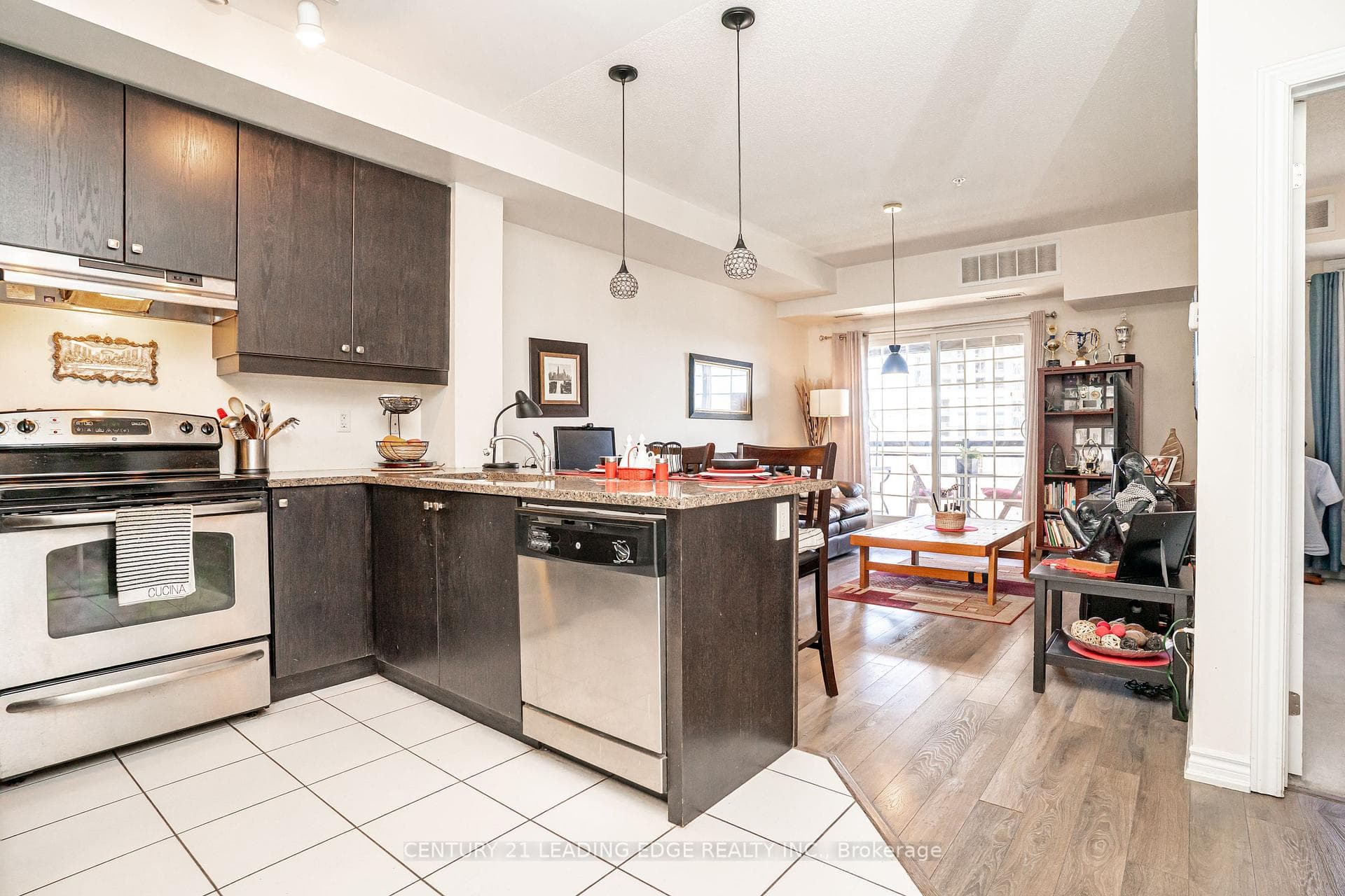 570 Lolita Gardens Unit 421 photo 10