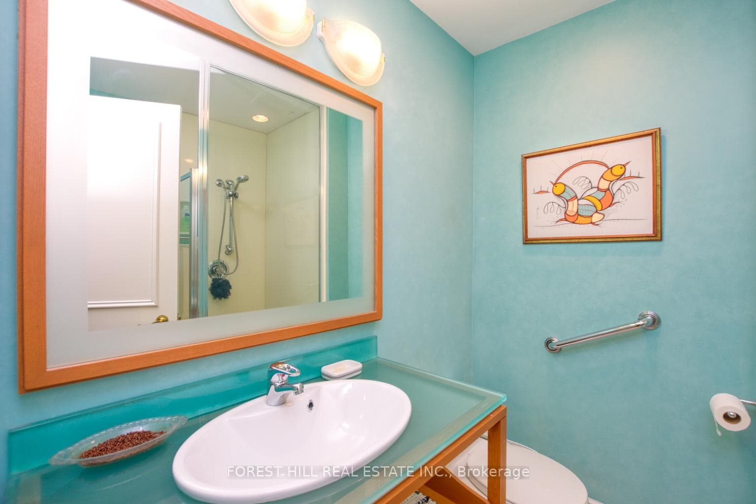 342 Spadina Road Unit 201 photo 19