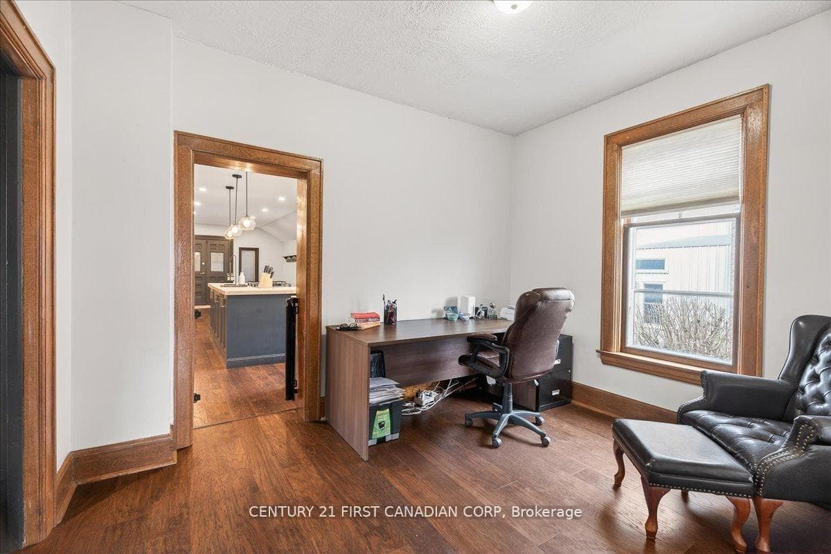 18 Colborne Street photo 13