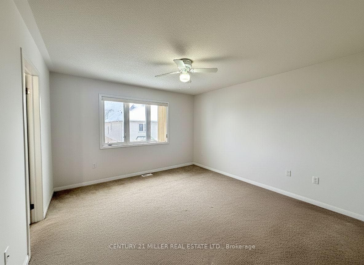 110 Gladys Clarkson Drive photo 16