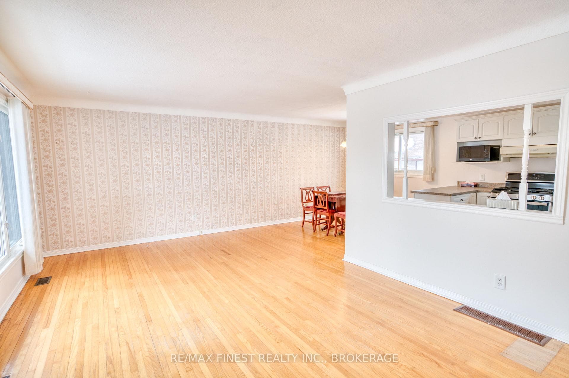 2068 Unity Road photo 8