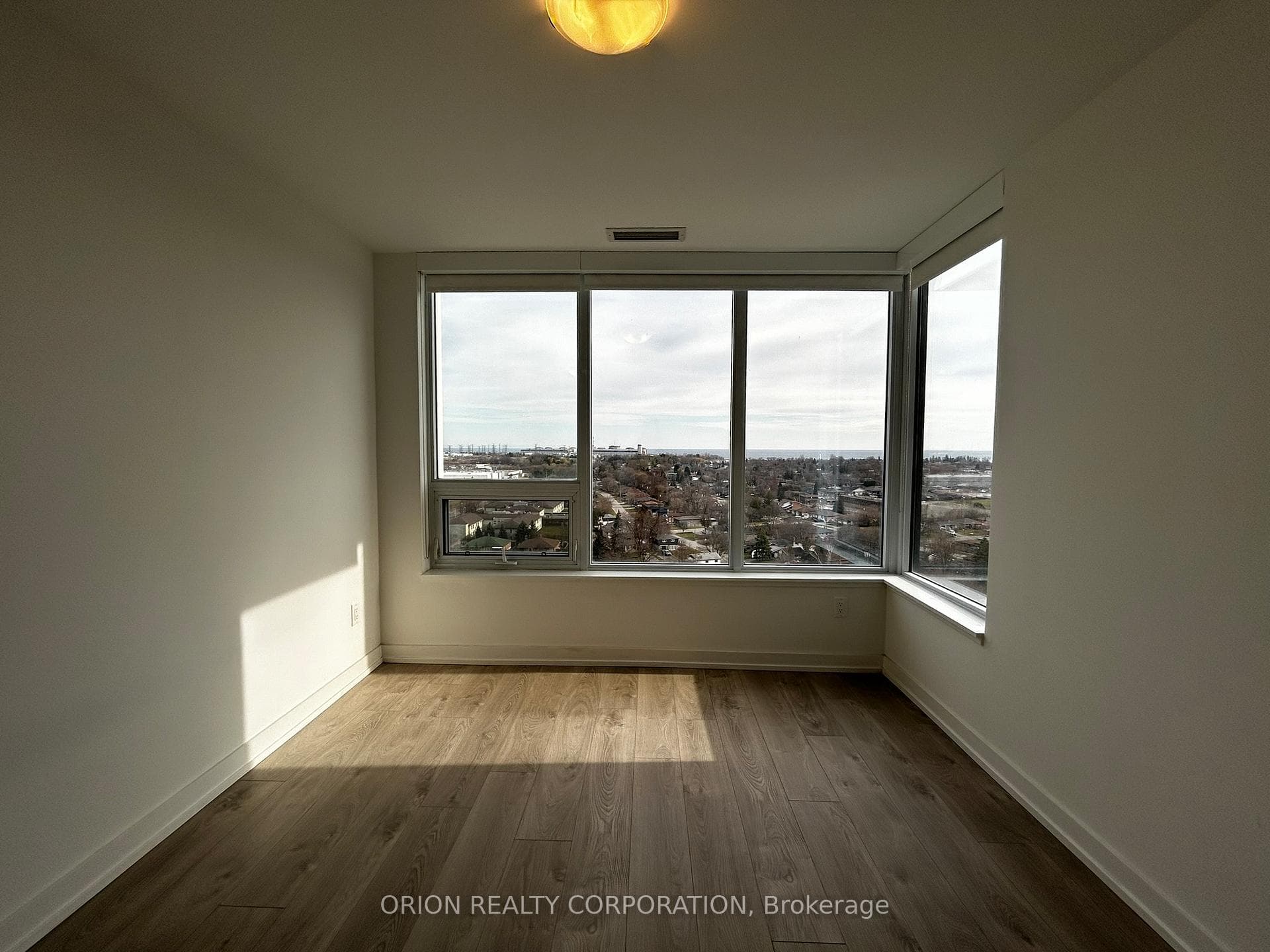 1480 Bayly Street Unit 1513 photo 17