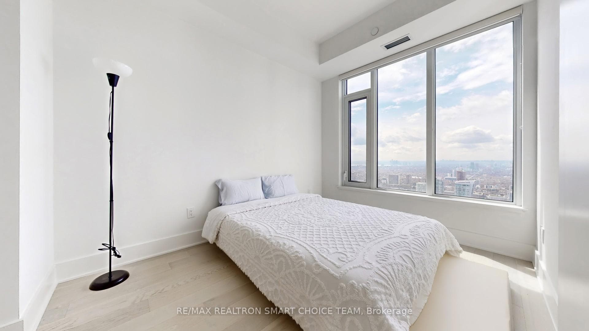 11 Yorkville Avenue Unit 5002 - Unfurnished photo 24