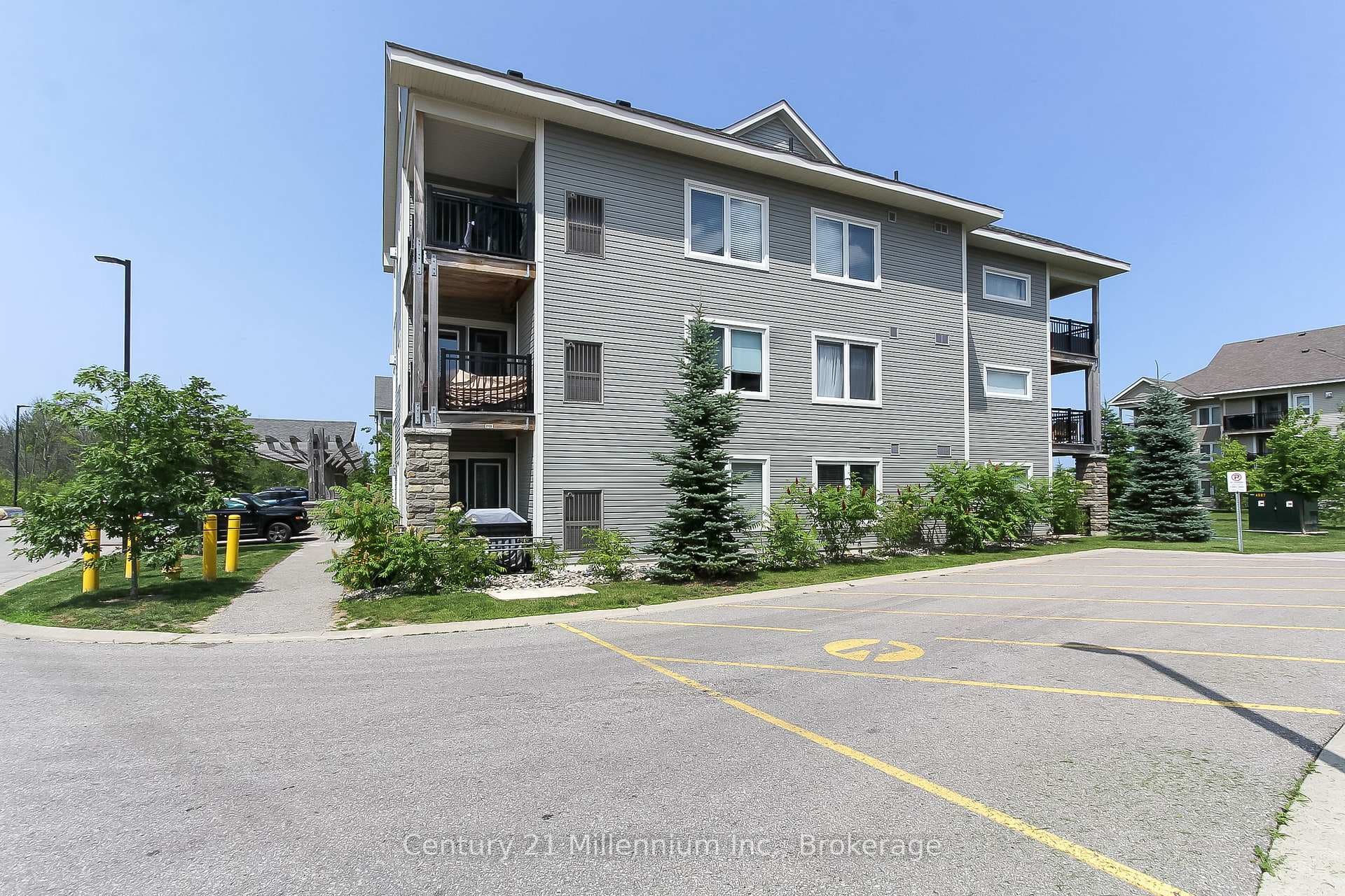 7 ANCHORAGE Crescent Unit 108 photo 21