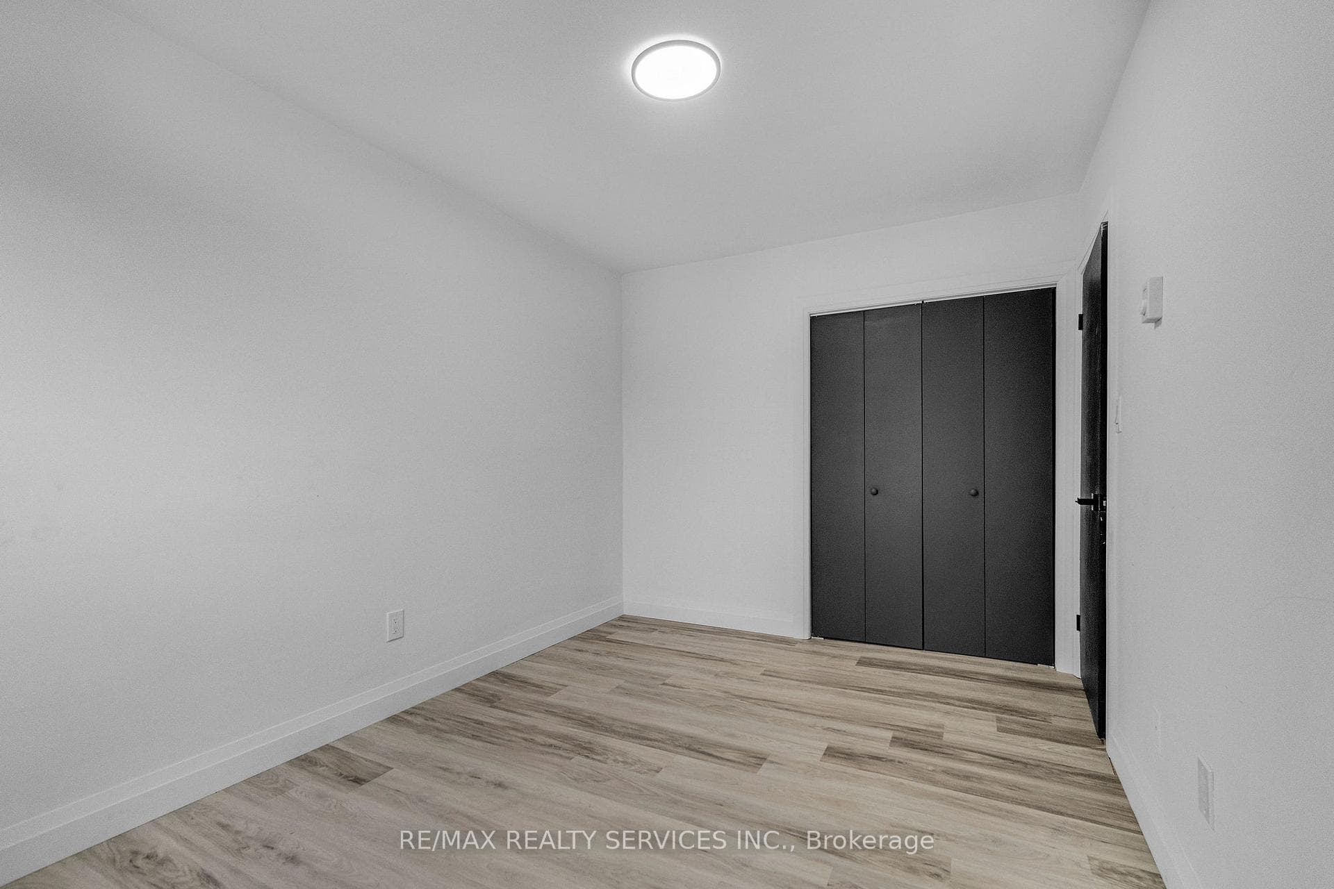 358 Grey Street Unit 5 photo 13