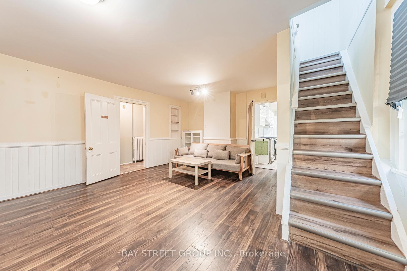127 Walton Street photo 13