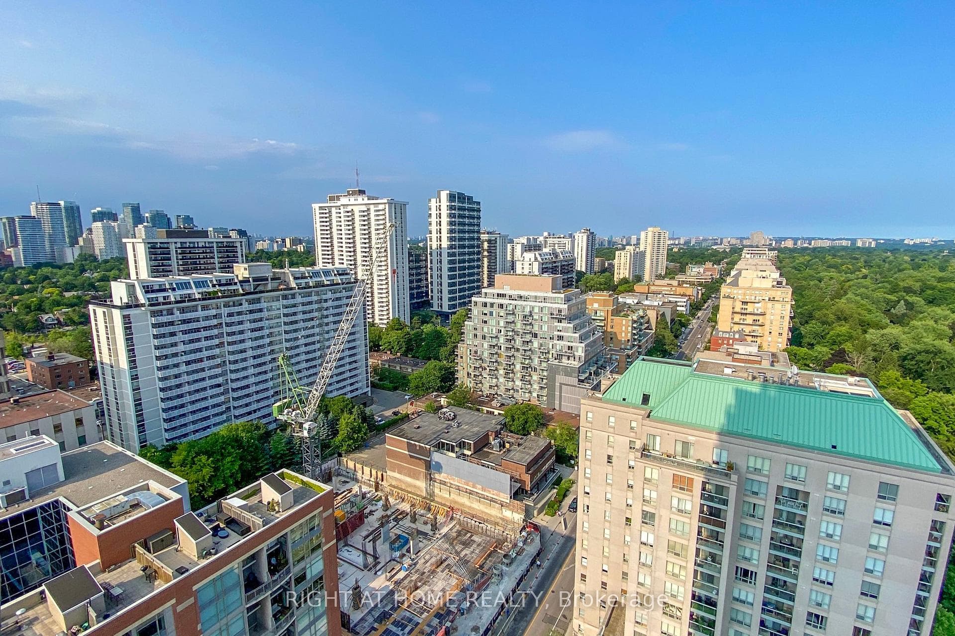 1815 Yonge Street Unit 2207 photo 34