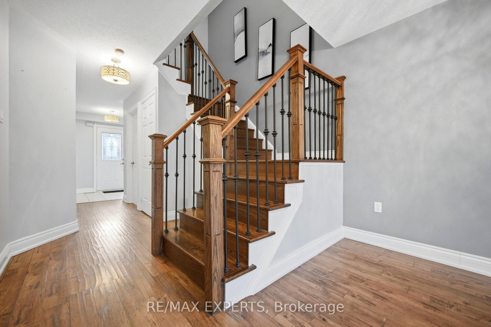 9 Catkins Crescent photo 14