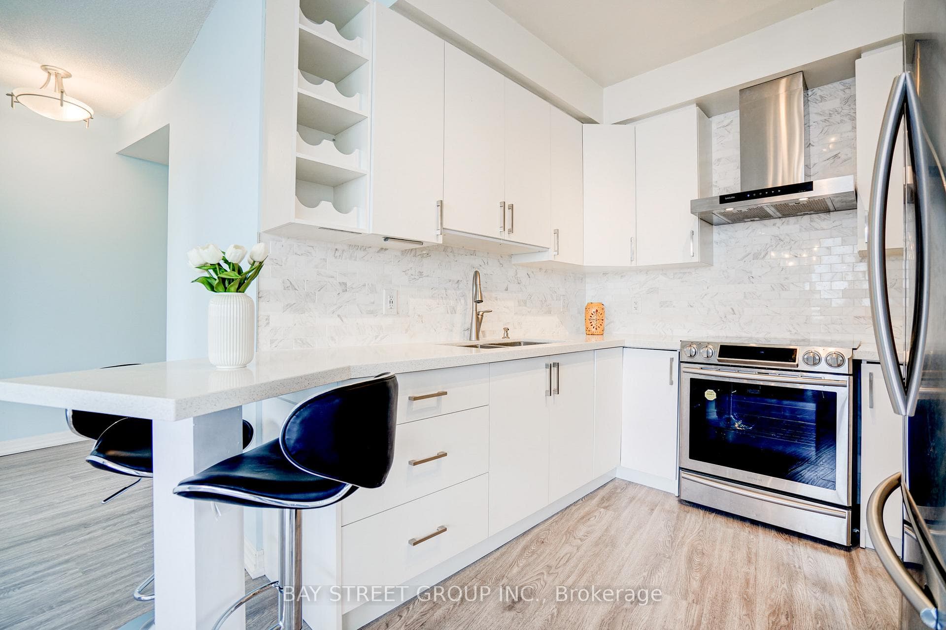 223 Webb Drive Unit 2602 photo 9