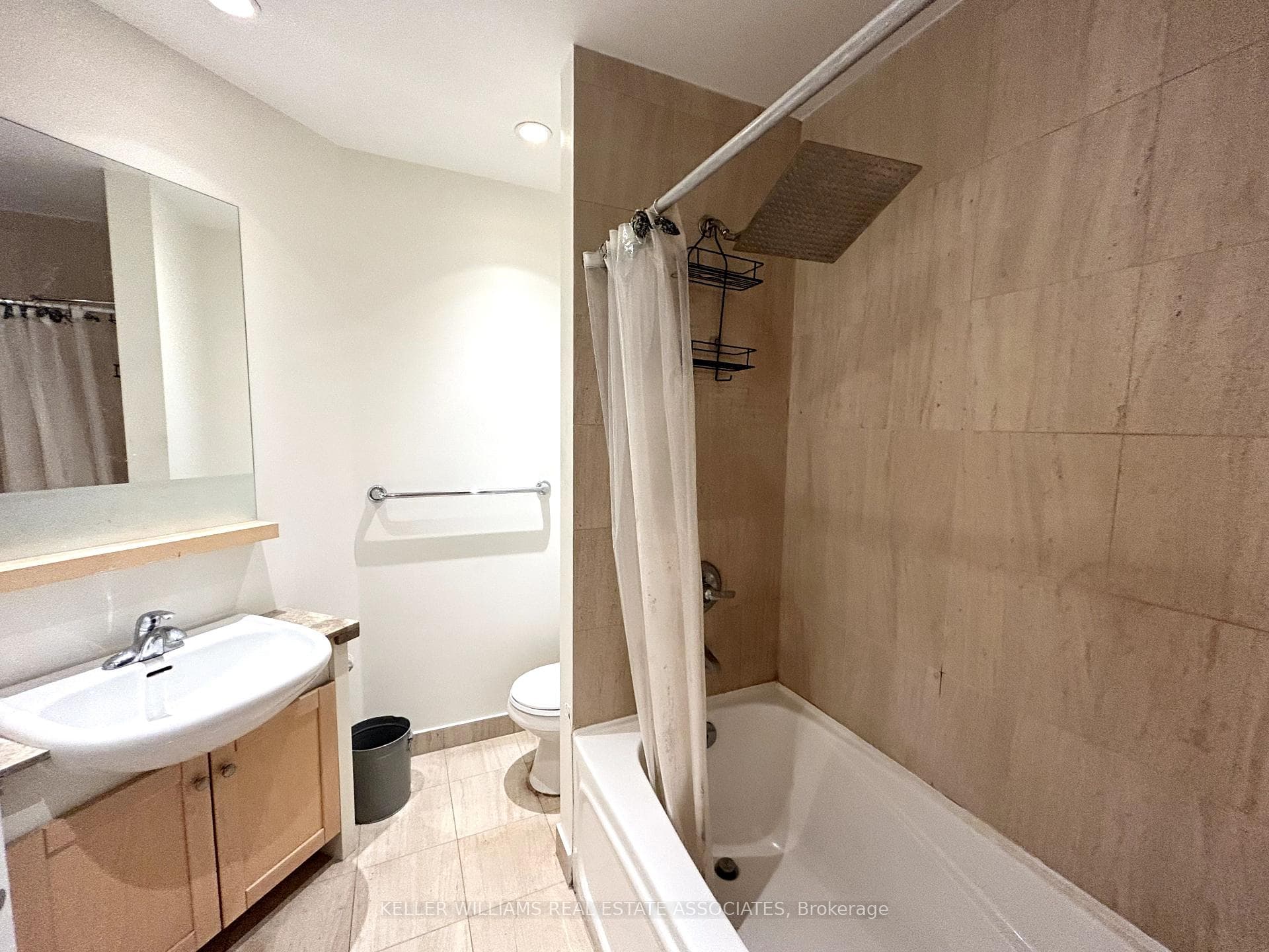 8 York Street Unit 2104 photo 9