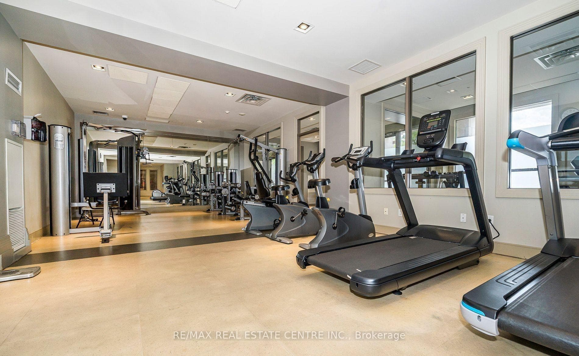 388 Prince of Wales Drive Unit 1411 photo 28