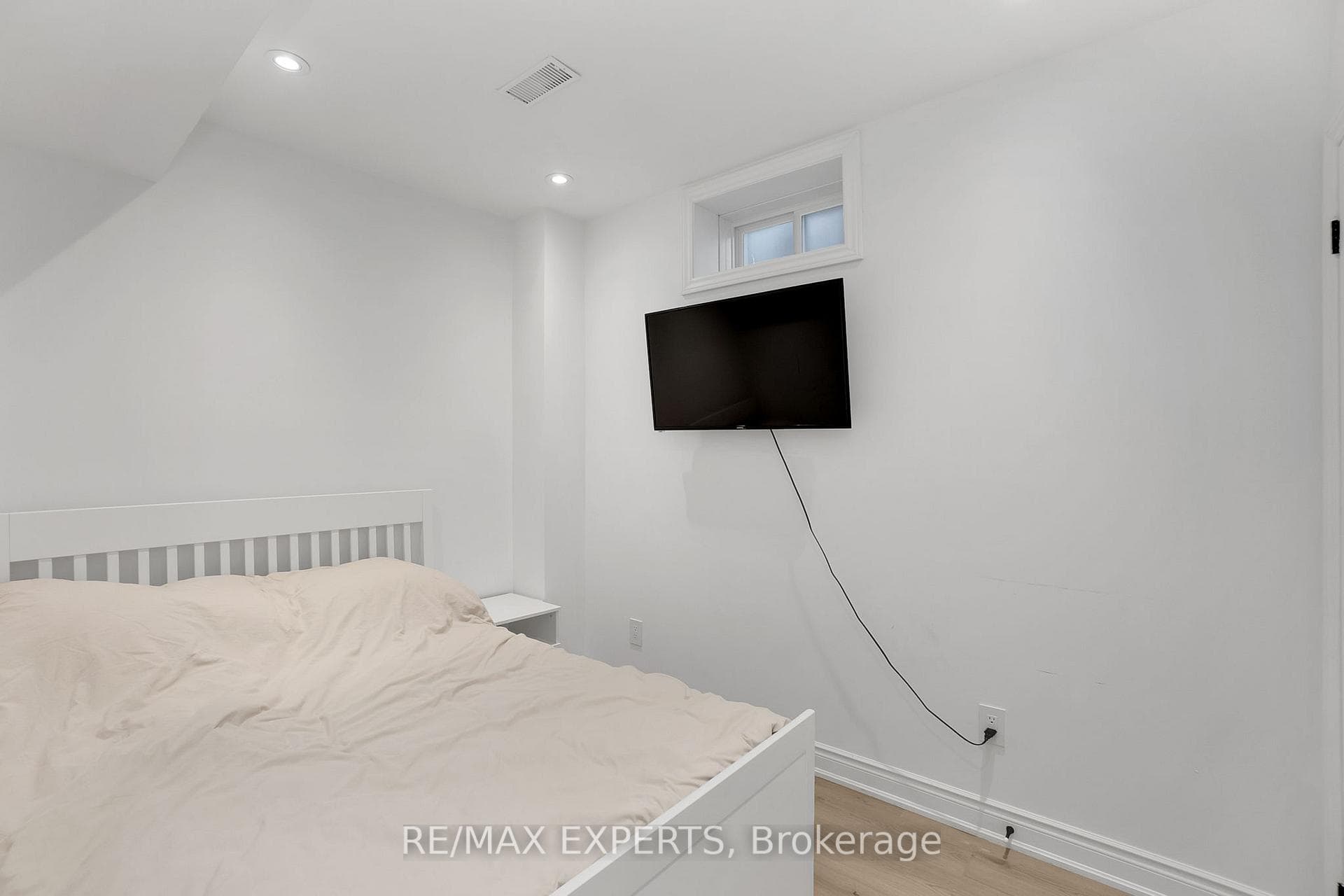 7 Clover Bend Terrace photo 36