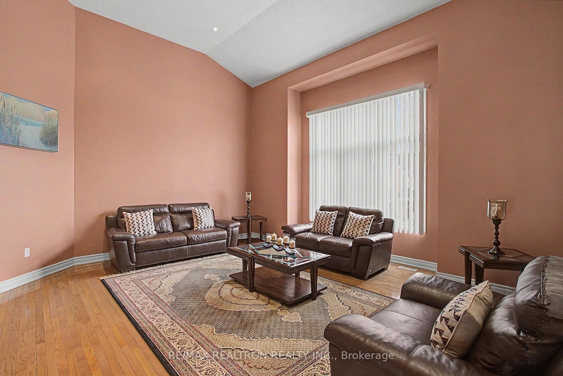 68 Loughlin Hill Crescent photo 18