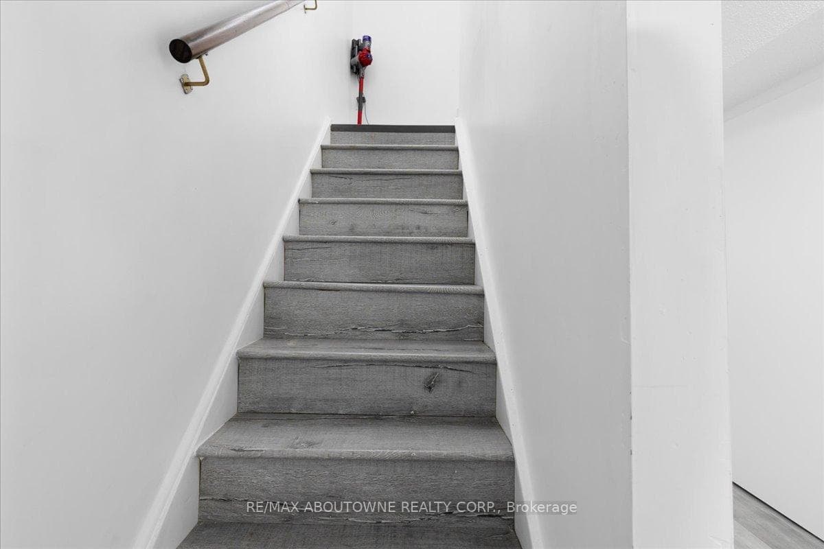 Stairs (Basement)