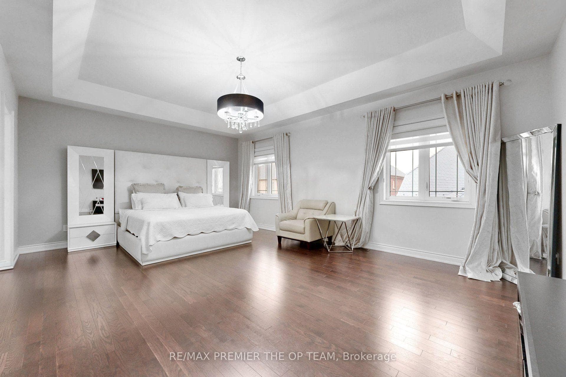 60 Chesney Crescent photo 23