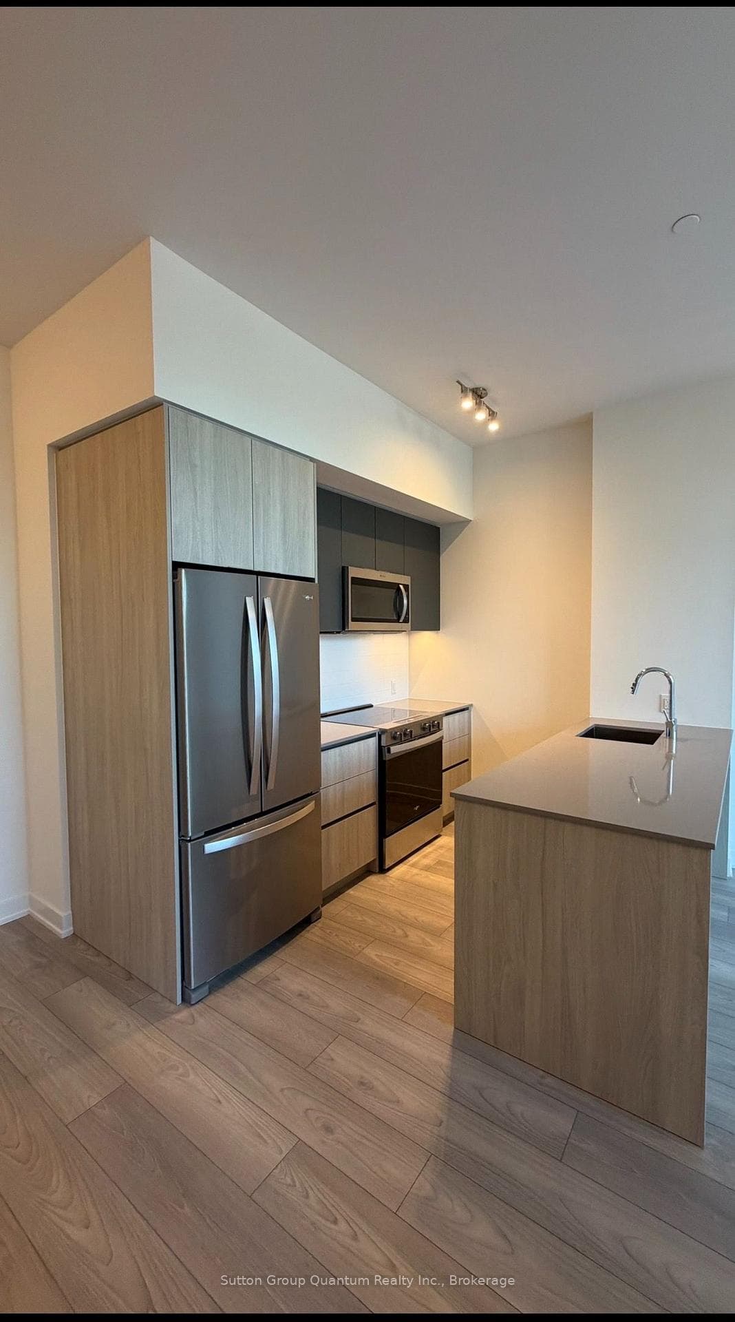 5858 Yonge Street Unit TH01 photo 5