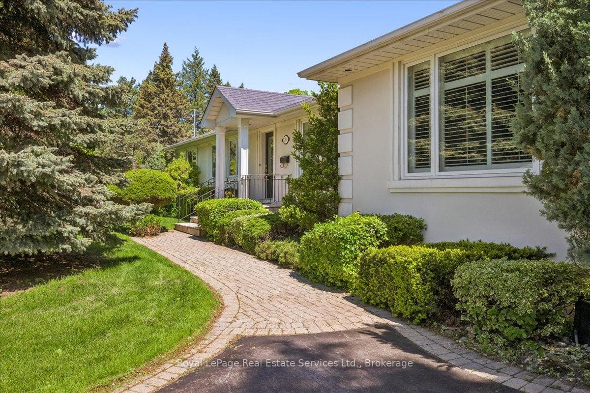281 Pinehurst Drive photo 5