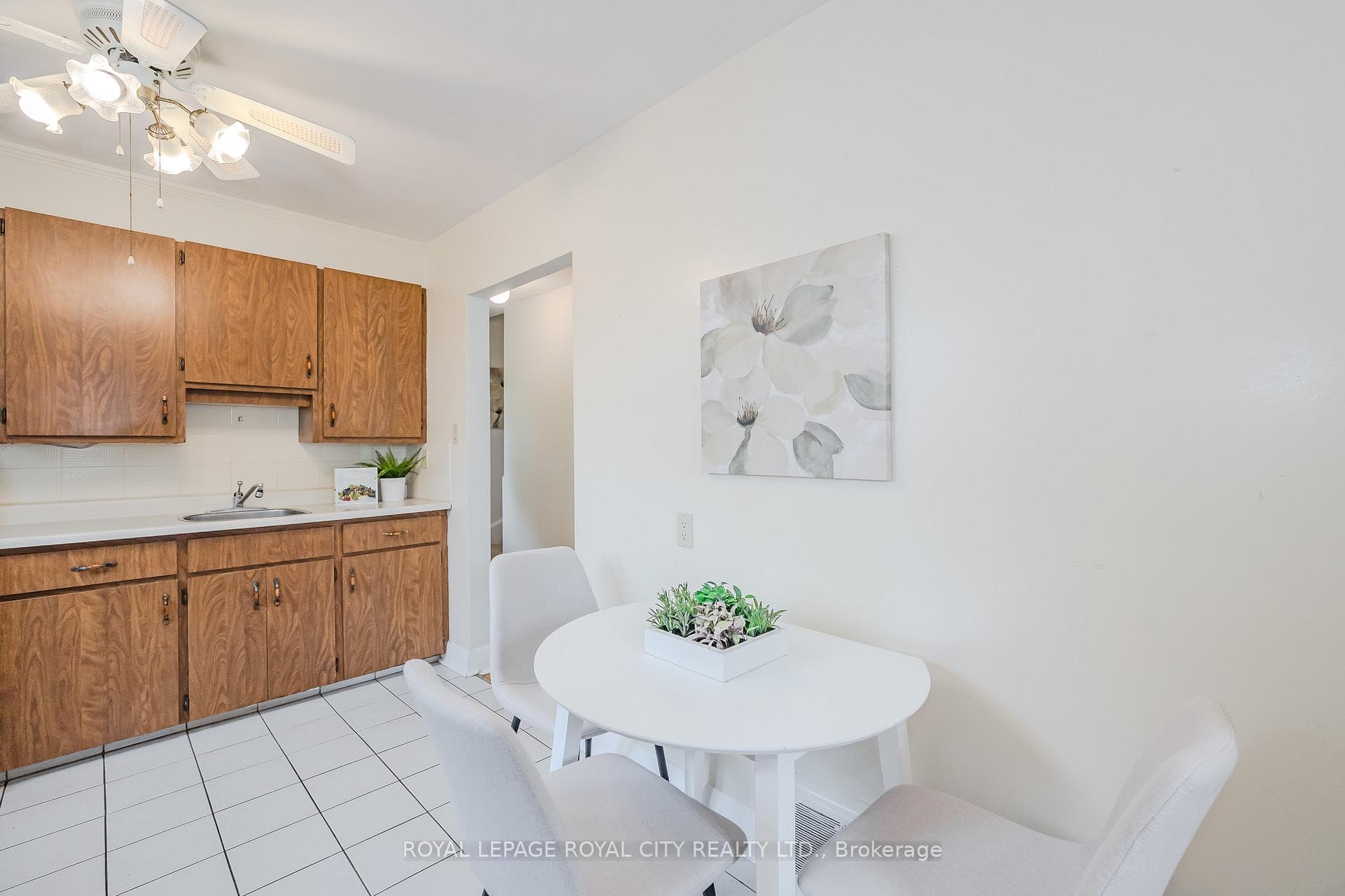 25 Vancouver Drive photo 19