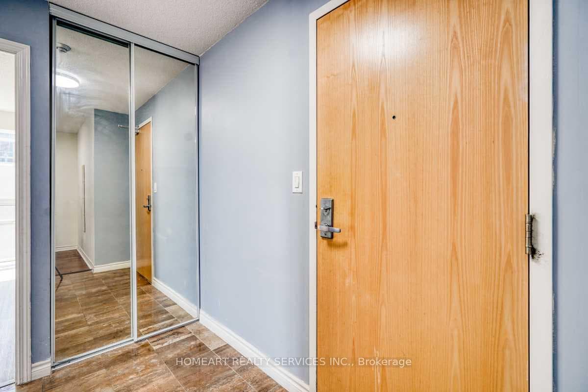 88 Grangeway Avenue Unit 2508 photo 5