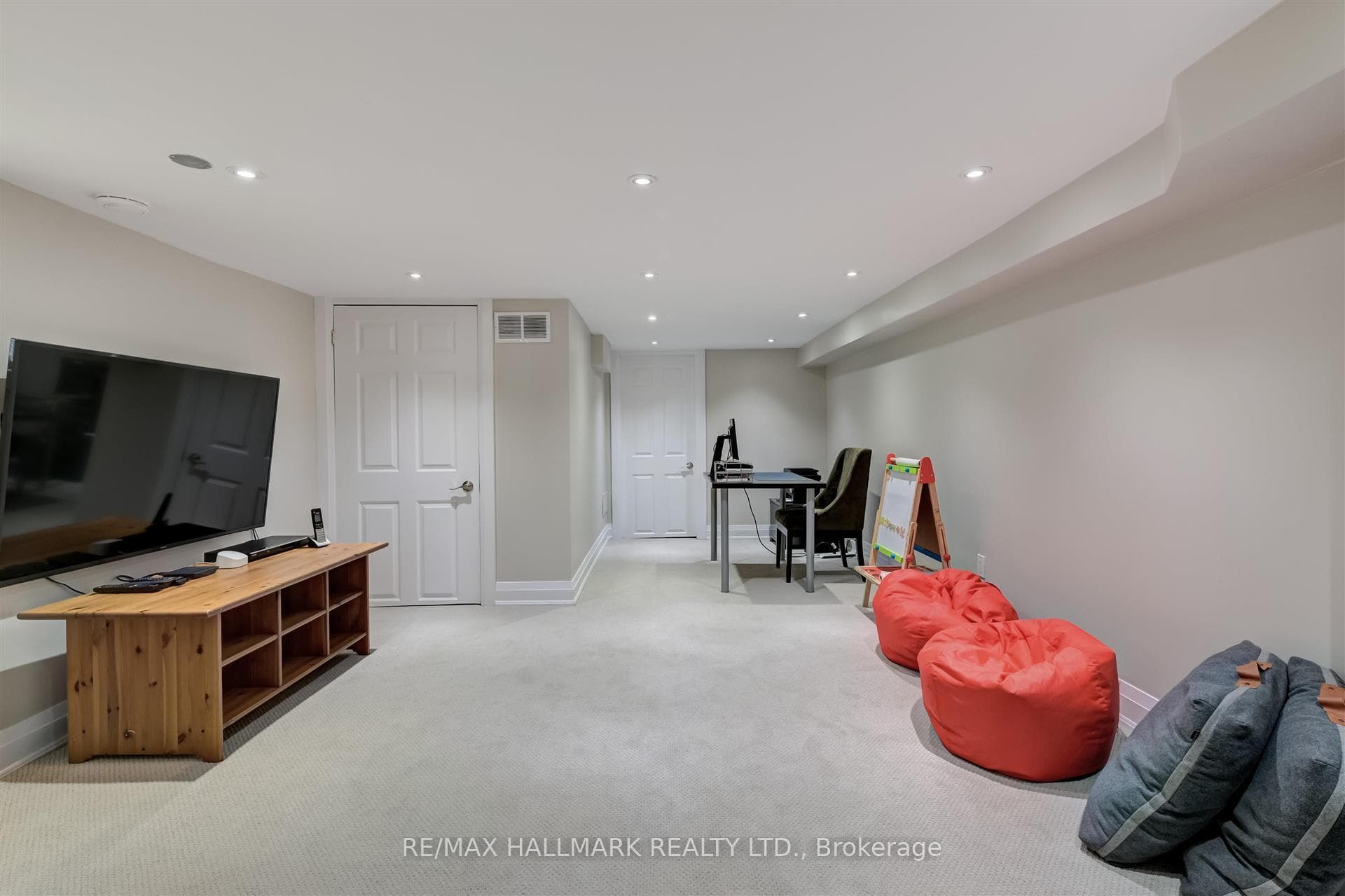 Rec. Room w/new carpet