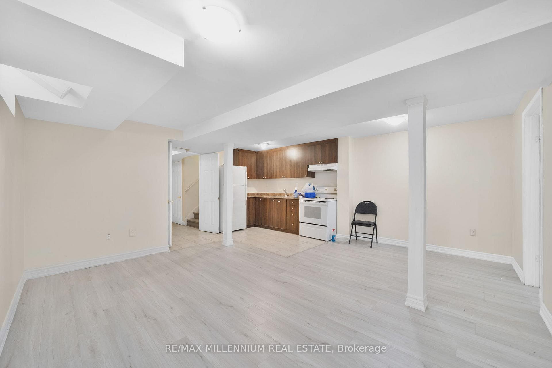47 Ridgefield Court photo 15