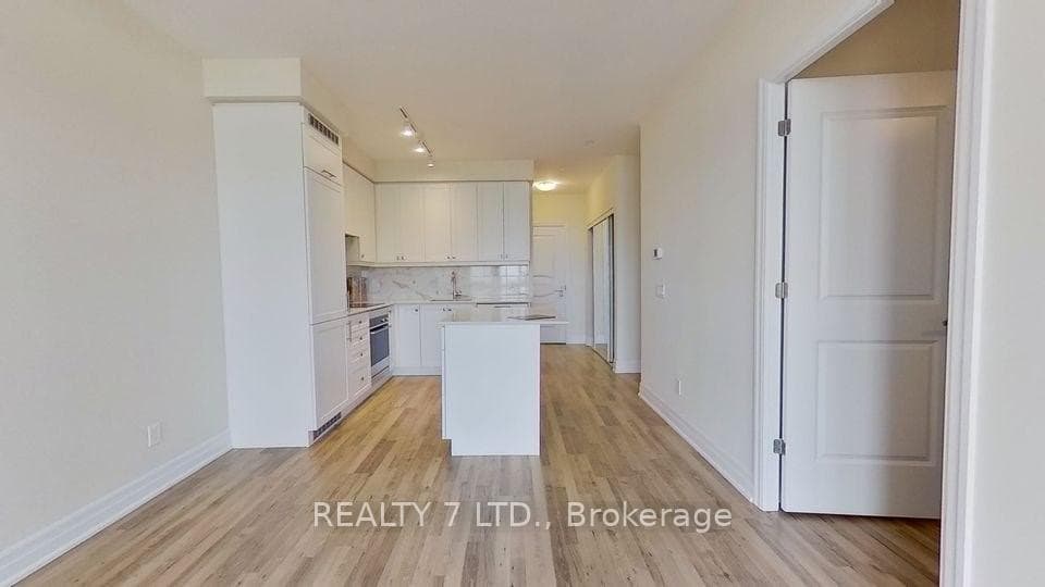 9085 Jane Street Unit 619 photo 21