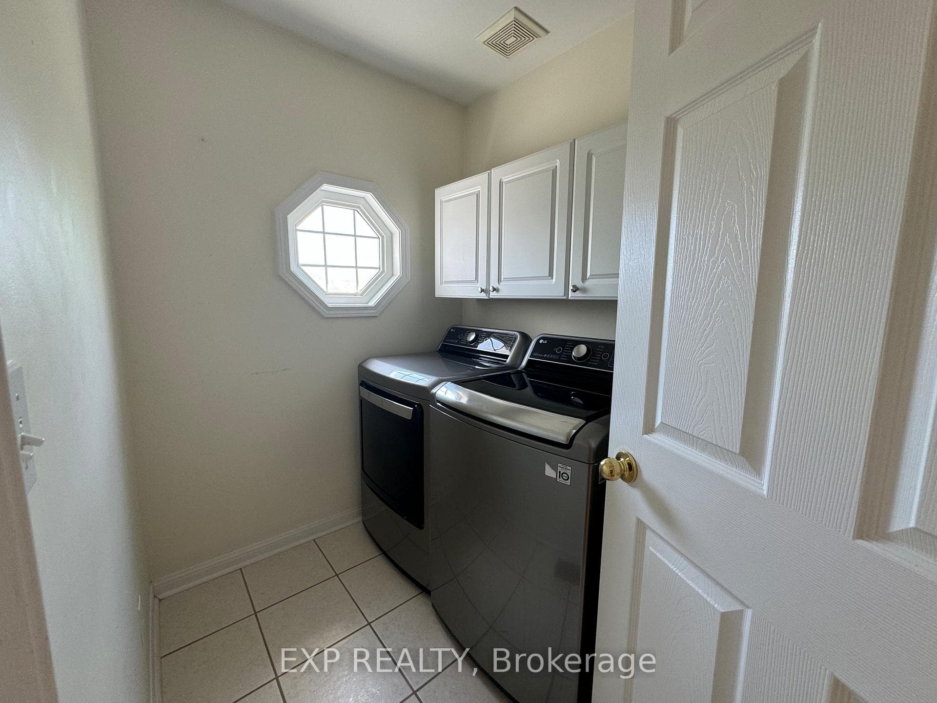 116 Zieman Crescent Unit Upper photo 16