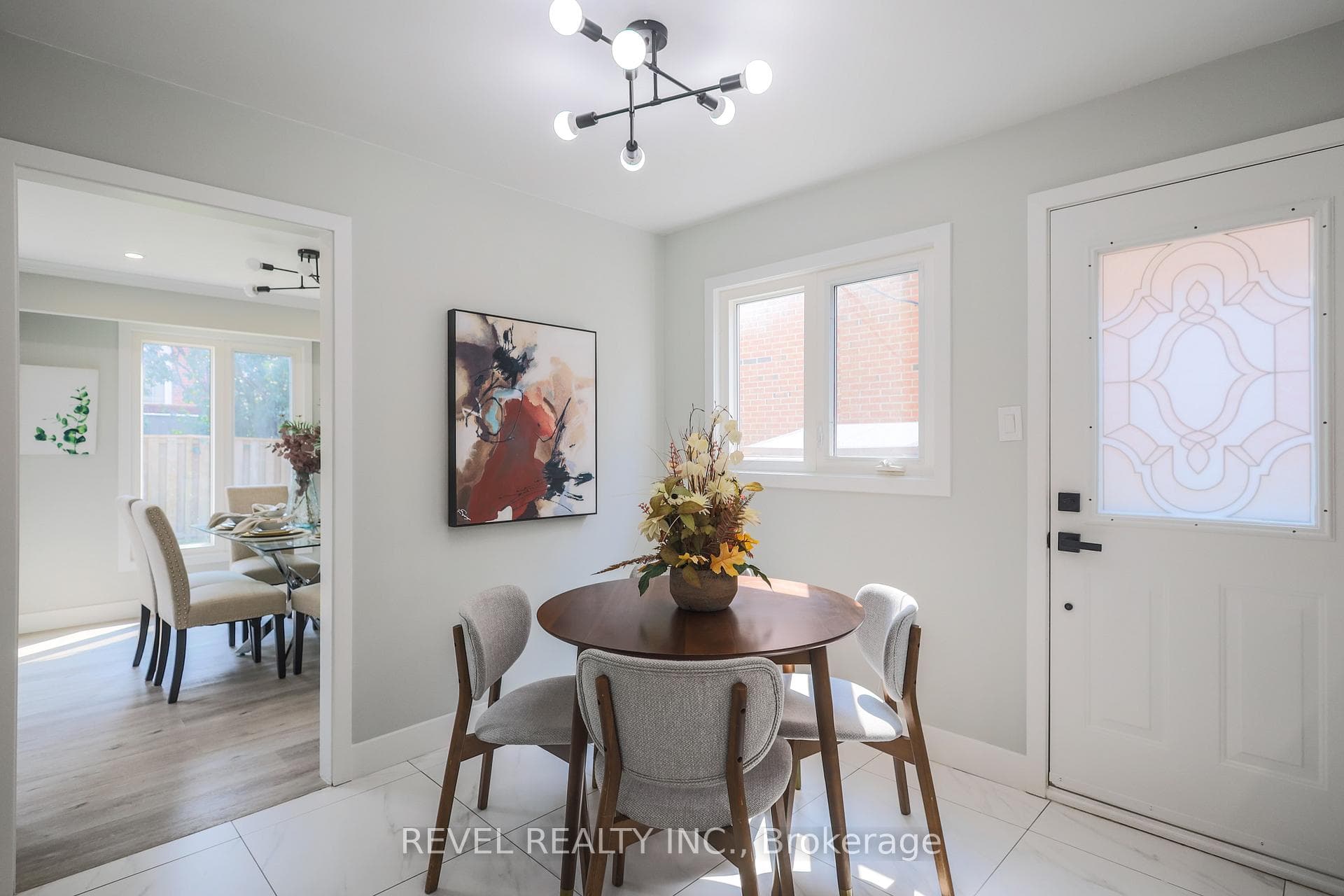 113 Simmons Boulevard photo 11