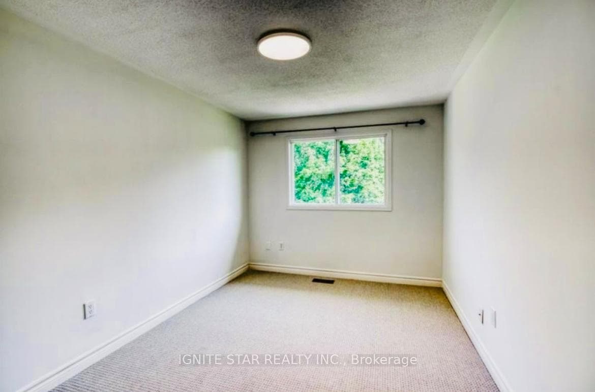 1205 Leewood Drive photo 8