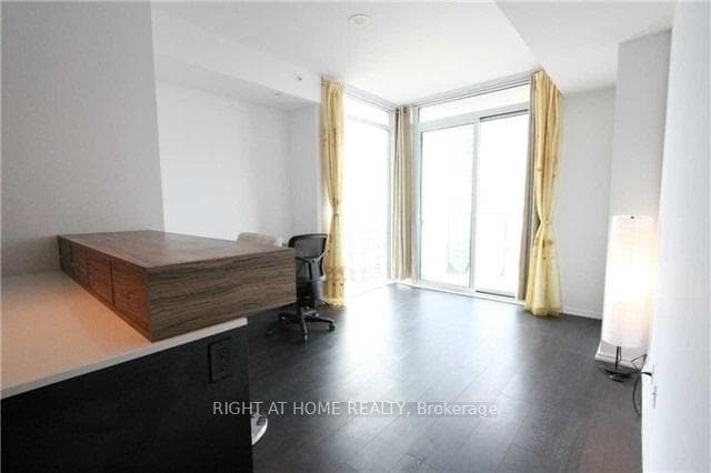 75 St Nicholas Street Unit 2401 photo 7