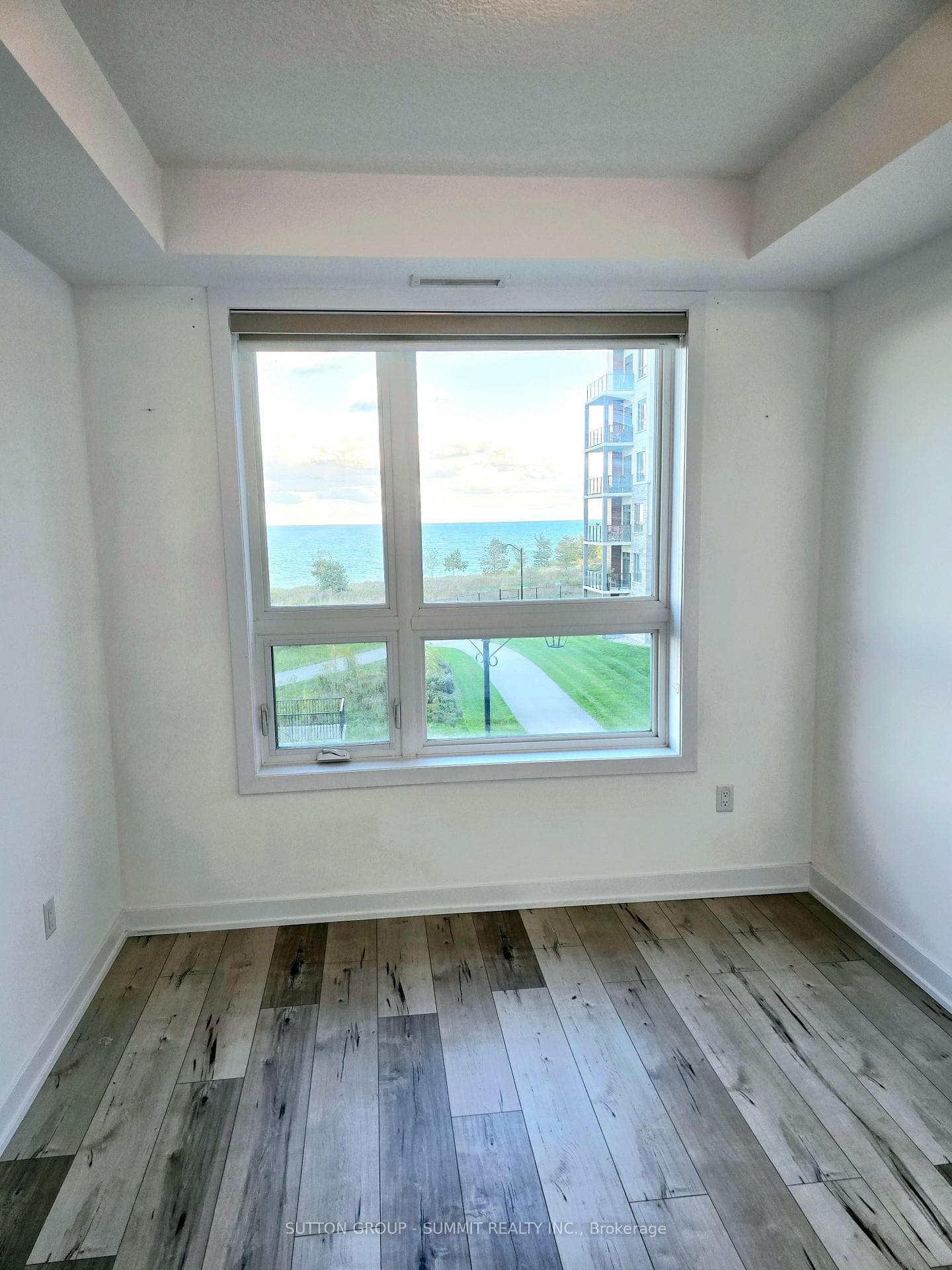 101 SHOREVIEW Place Unit 338 photo 28