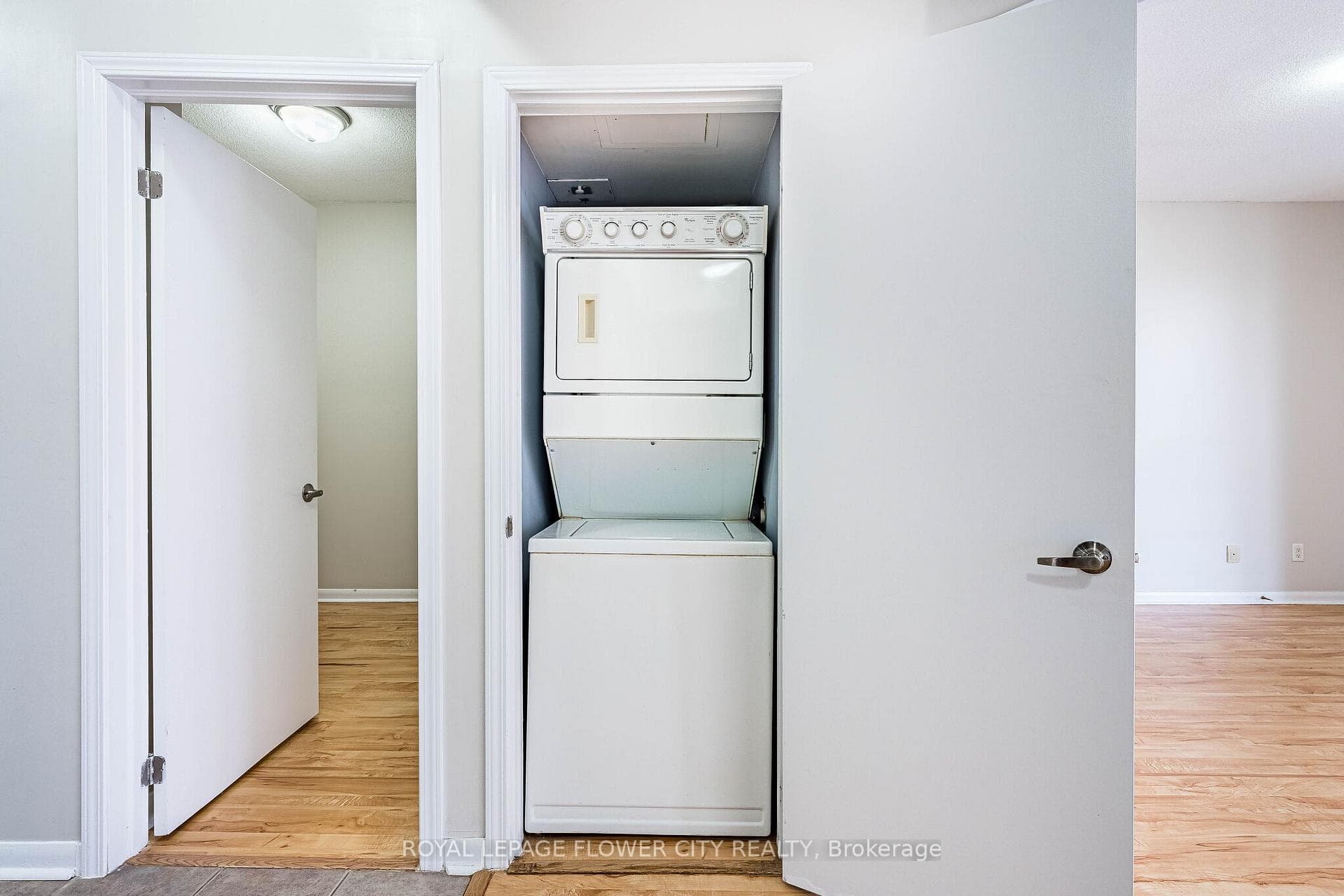 2464 Weston Road Unit 907 photo 27