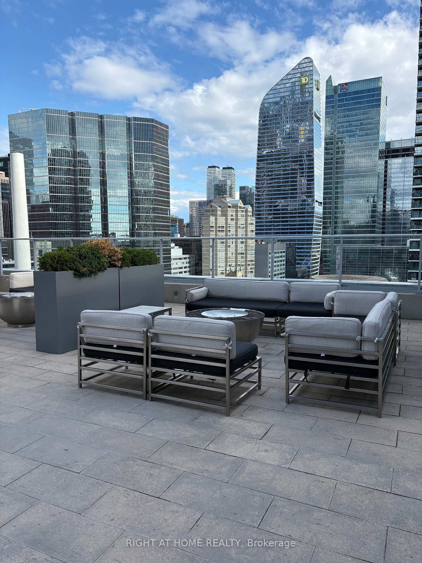 Rooftop Garden 1