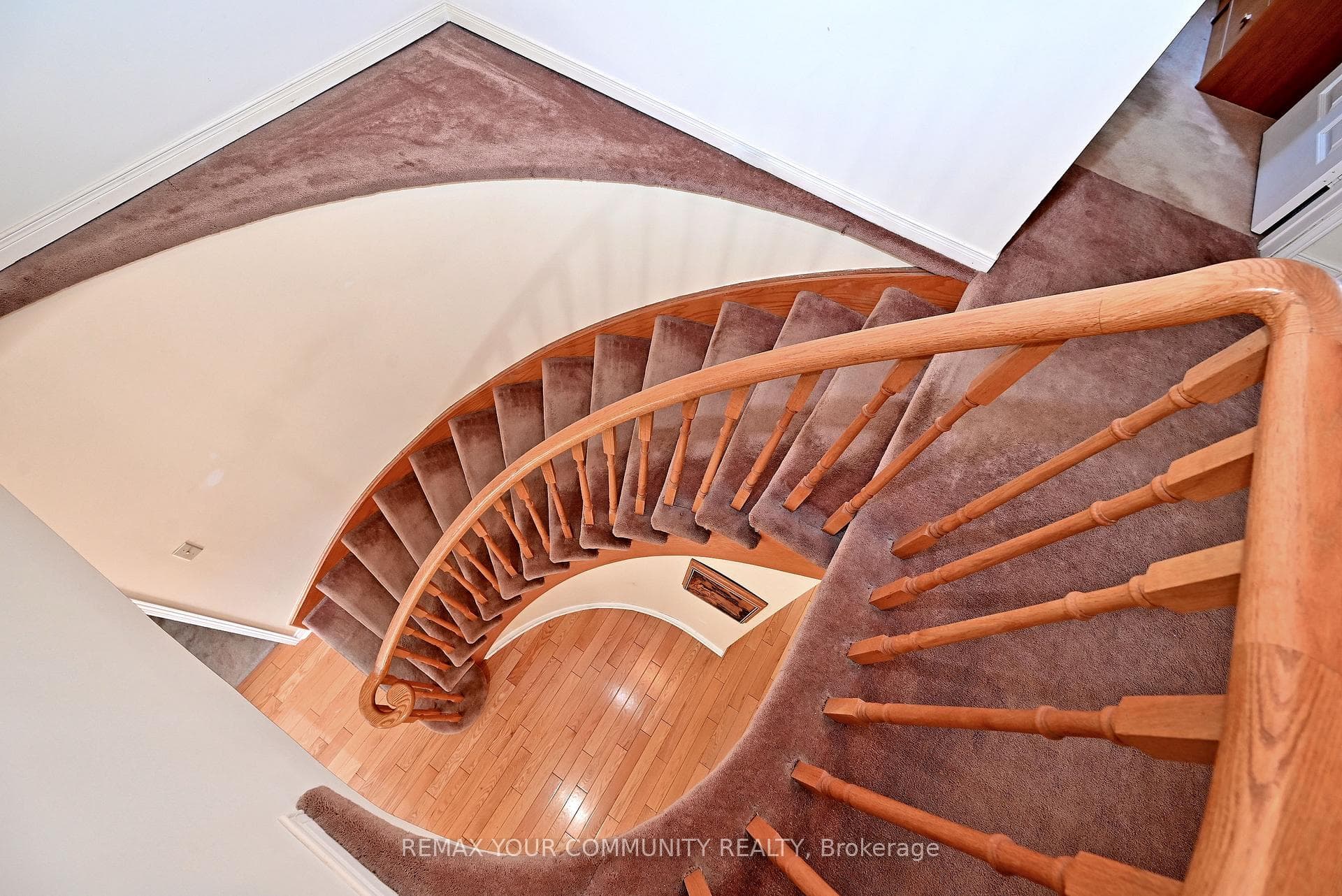 49 Tribbling Crescent photo 13
