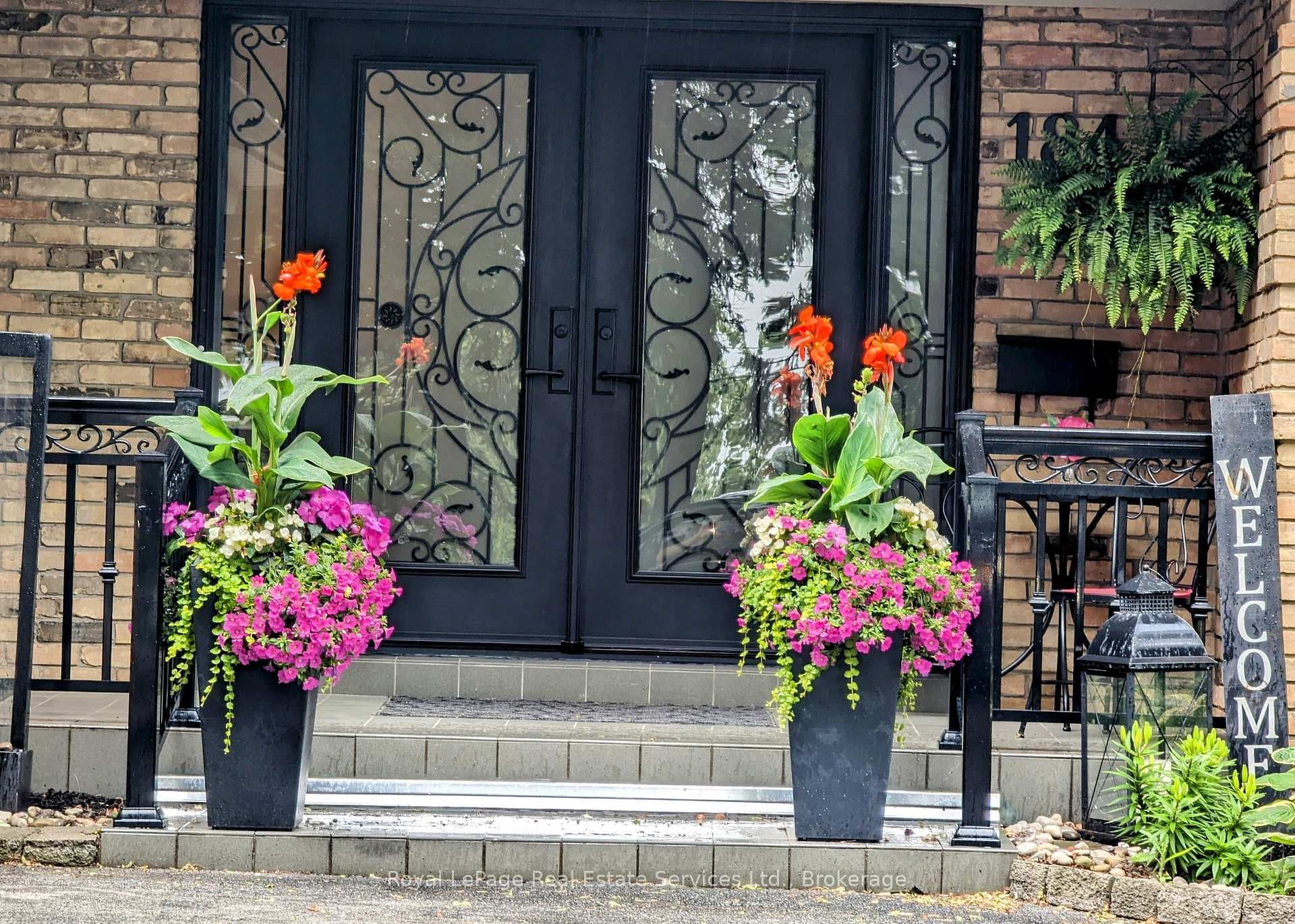 184 Dundas Street photo 3