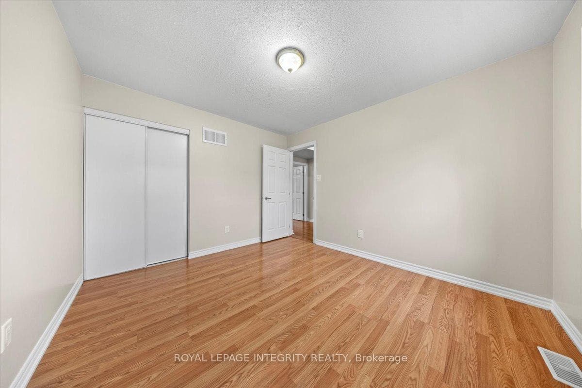 578 Sunlit Circle photo 29