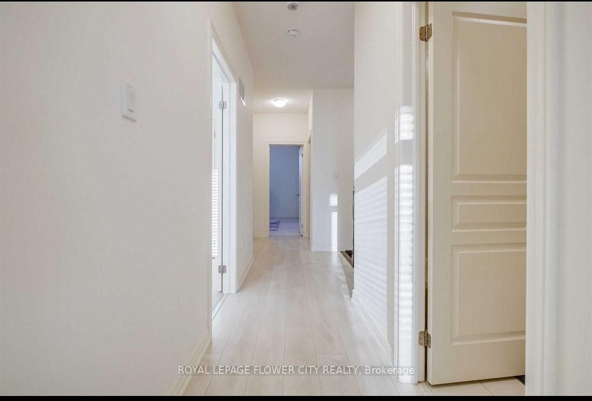49 Truro Circle photo 20