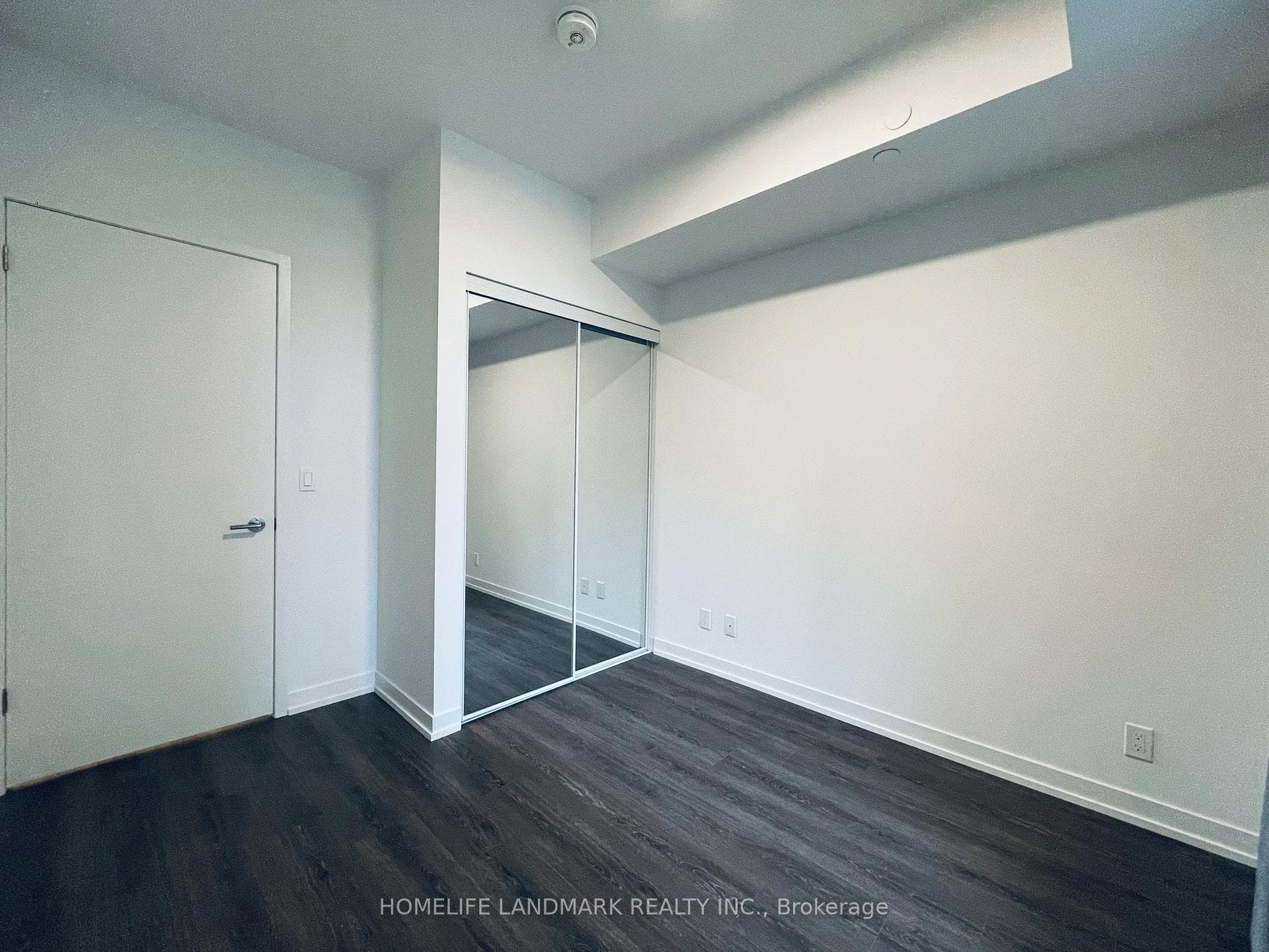 8 Beverley Glen Boulevard Unit 308 photo 5